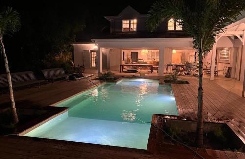 Petit-Bourg Villa | Villa Saint Vincent by Habitation Saint Charles