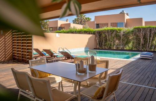 Salgados Casa | Villa SAL- Pool & Beach Escape