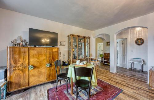 Kras Apartamento | Villa Salamander Suite - Happy Rentals