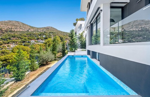 Pinares de San Anton Villa | Villa San Antón with Pool II