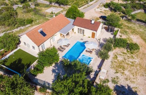 Sibenik Villa | Villa San Antonio - Heated pool