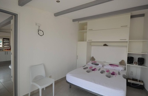 Sant Miquel de Fluvia Casa | Villa Sant Miquel de Fluvià, 4 bedrooms, 10 persons