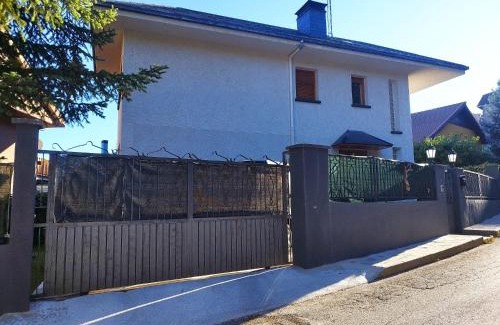 Jaca Casa | Villa San Lure Jaca