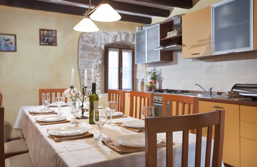 Peresiji Villa | Villa San Vincenzo - Villa romántica en el centro de Istria para 10 personas +2 niños