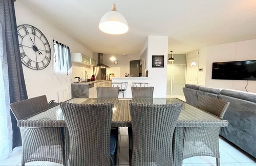 Bias Casa | Villa Sanbias - Maison Avec Piscine 7km de L'océan, Villa Sanbias - Maison Avec Piscine 7km de L'océ