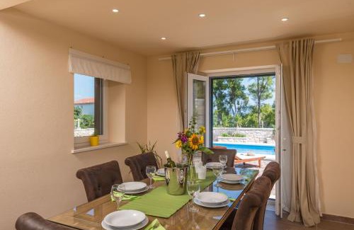 Lumbarda Villa | Villa Sandra