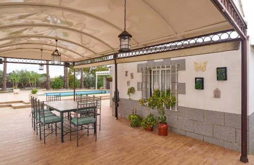 La Carlota Casa | Villa Santa Ana en La Carlota