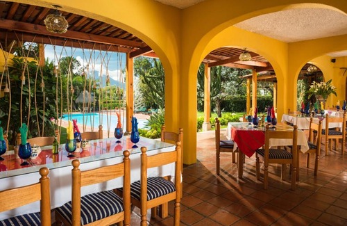 Santa Catarina Palopo Hotel | Villa Santa Catarina