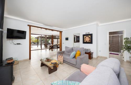 Tias Villa | Villa Santana