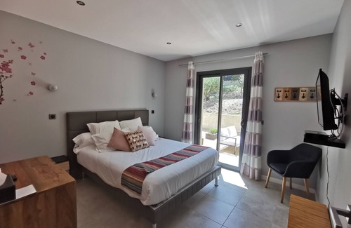 Plan-de-la-Tour Cama Y Desayuno | Villa Saona