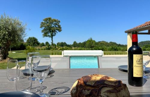 Saint-Vincent-le-Paluel Villa | Villa Sarlat ,piscine/jacuzzi