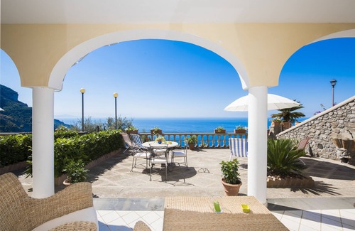 Path of the Gods Villa | Villa Savina - Villa familiar elegante con vistas a la costa de Amalfi