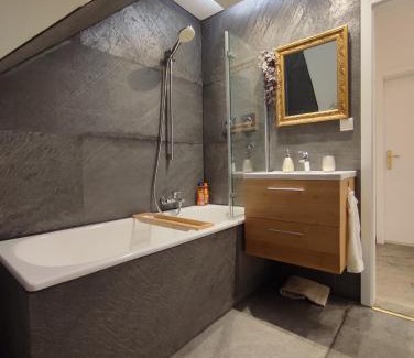 Bad Muenster am Stein-Ebernburg Apartamento | Villa Schöneck Bad Münster