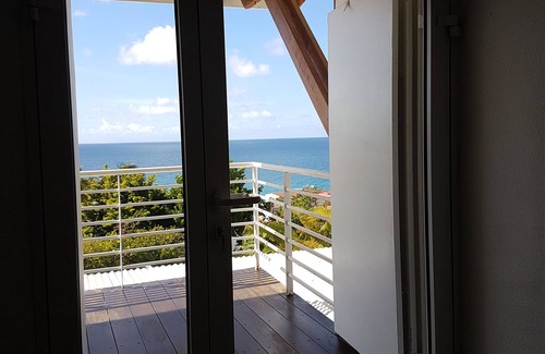 Grande-Terre Villa | VILLA vista mar con piscina.