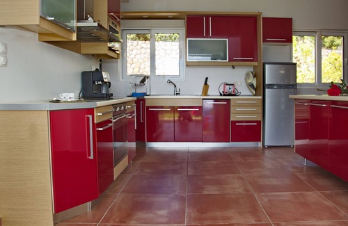 Korfos Villa | Villa Seahorse: descubra el Peloponeso desde esta moderna casita 3BDRM