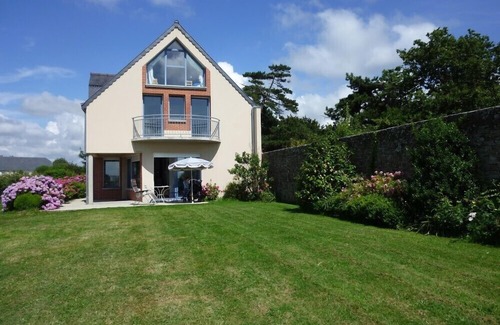 Carolles Villa | Villa, frente al mar en la bahía del Mont Saint Michel para 6 personas
