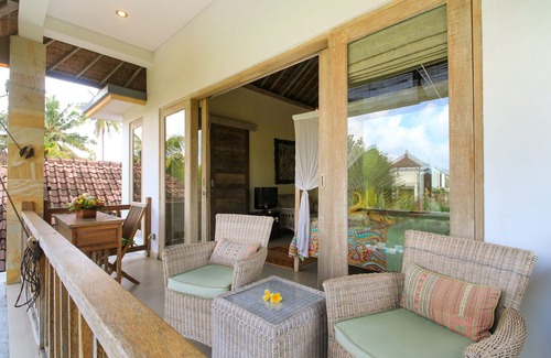 Kedewatan Villa | Villa All Suka en los arrozales de Penestanan