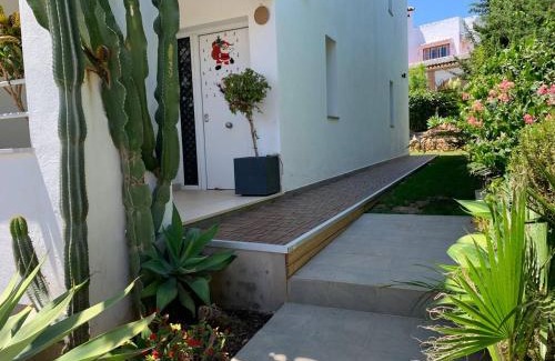 Sitio de Calahonda Casa | Villa Serena near the beach