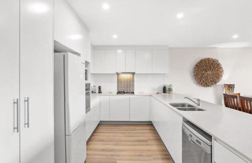 Fingal Bay Apartamento | Villa Serene 3, 6-10 Market Street - Surfside Apartments WiFi, water views, Air Con, Pool