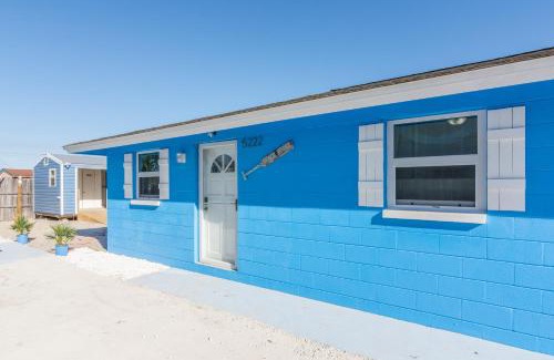 Biltmore Beach Casa | Villa Serenity, Pet Friendly