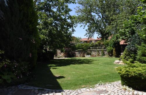 Magarevo Casa | Villa Serz