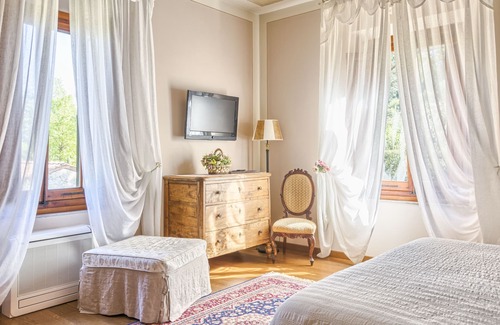Montaione Cama Y Desayuno | Villa Sestilia