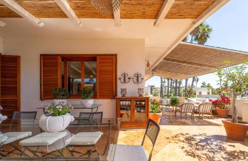 Fontane Bianche Casa | Villa Silvia 30mt from the Beach sea view