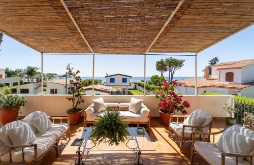 Fontane Bianche Casa | Villa Silvia 30mt from the Beach sea view