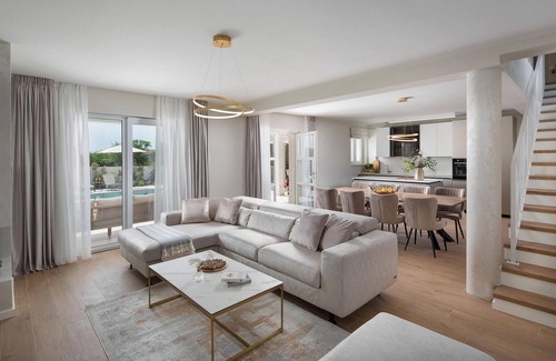 Debeljuhi Casa | Villa Simona Residence
