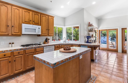 Araby Cove Casa | Villa Sirena - Modern Southwest Flair!
