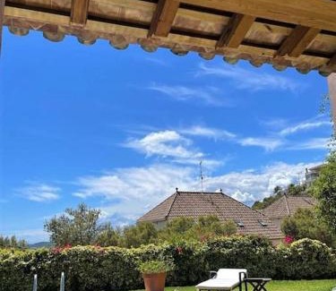Sitges Villa | Villa Sitges Julia Vista Espectacular 2 k m s de la Playa Comoda & Area Tranquila Amplitud interior y plana