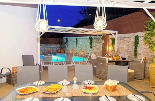 Skaleta Villa | Villa Sky - Seis Habitaciones Villa, Capacidad 14