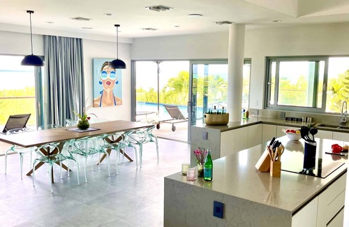 Blue Mountain Villa | Villa Skyline 2 to 5 Bedrooms stunning Ocean View