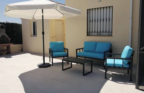 Arboleas Villa | Villa Los Castos, Immaculate 2-Bed Villa, Arboleas