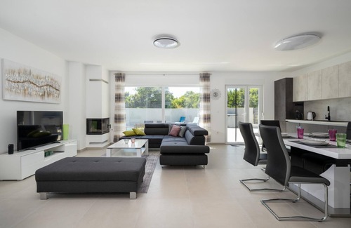 Valtura Villa | Villa Sofia with private pool
