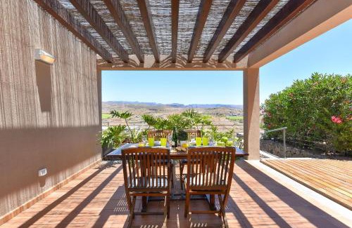 Salobre Villa | Villa Sol 13 by VillaGranCanaria