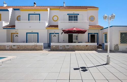 Vila Nova De Cacela Villa | Villa "Sol Da Bornacha" con vistas a la montaña, piscina compartida y Wi-Fi