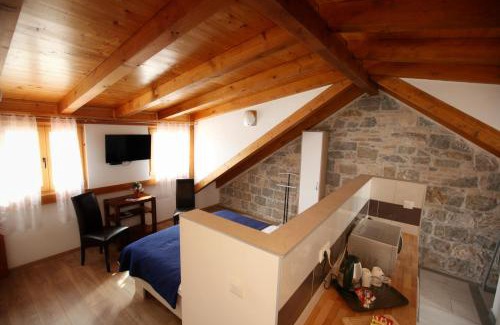 Kastel Stari Cama Y Desayuno | Villa Sol