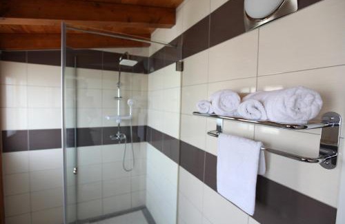 Kastel Stari Cama Y Desayuno | Villa Sol