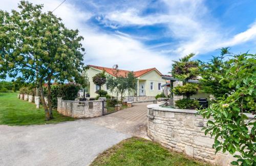 Marcana Casa | Villa Sole, Ferienvilla Mit Eigenem Pool Bei Pula