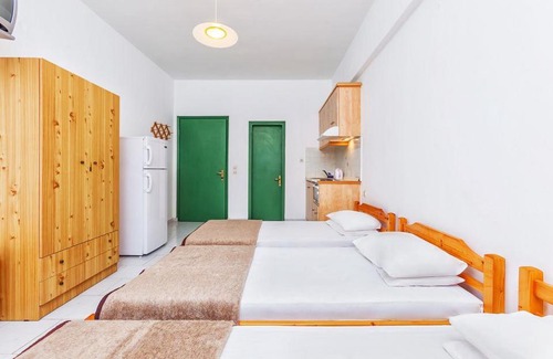 Agia Paraskevi Apartamento | VILLA SOLENA