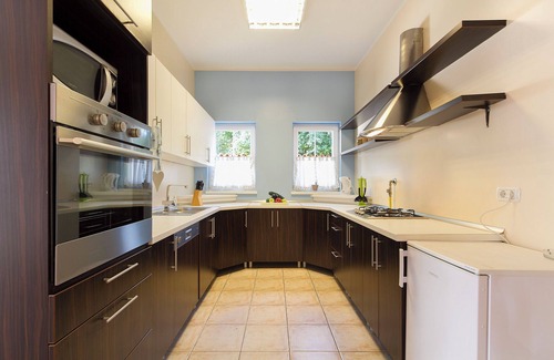 Cere Casa | Villa Spacious (V0271-K1) - Zminj