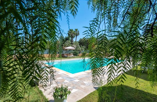 Alghero Villa | Villa Sporting para unas vacaciones deportivas y de bienestar cerca de la playa.