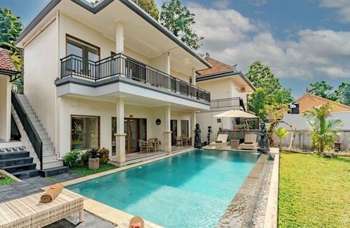 Kutuh Kaja Villa | Villa Sri Rejeki