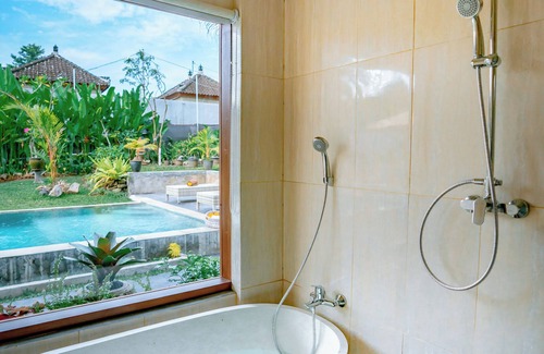 Kutuh Kaja Villa | Villa Sri Rejeki