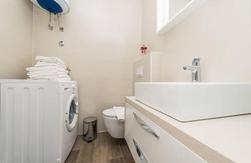 Zrce Apartamento | Villa Star 3. centrally located ap. with a pool