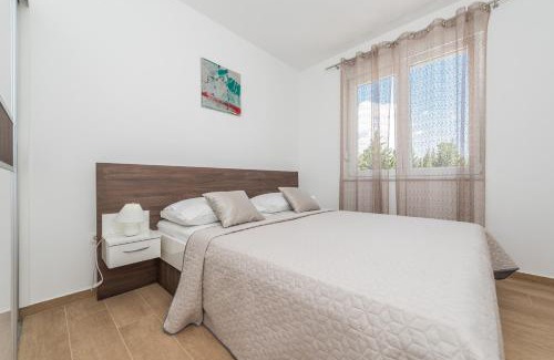 Zrce Apartamento | Villa Star 5 luxury apartment with a pool