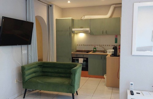 Lliber Cama Y Desayuno | Villa Sueño Grande