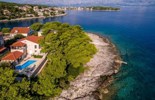 Selca Villa | Villa Sumartin Selca, Stunning, Luxurious Frontline 7 Bedrooms Villa Amazing Sea-Views