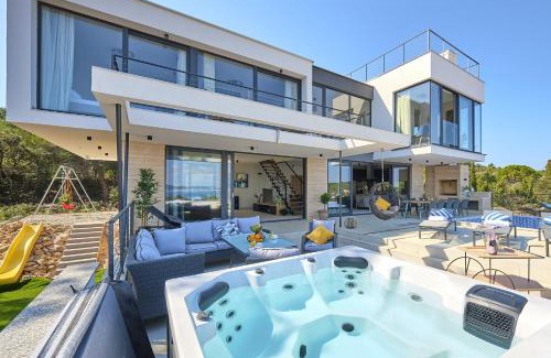 Zdrelac Villa | Villa Sunlight